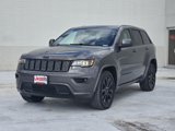 Used 2017 Jeep Grand Cherokee Altitude image 3
