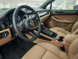 Certified 2024 Porsche Macan image 4