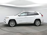 Used 2016 Jeep Cherokee Overland image 2