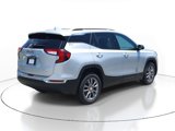Used 2022 GMC Terrain SLT w/ Infotainment Package II image 3