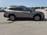 Used 2021 Subaru Outback Premium image 5
