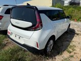 Used 2023 Kia Soul S image 2