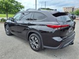 Used 2021 Toyota Highlander XLE image 5