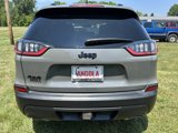 Used 2022 Jeep Cherokee Latitude Lux image 4
