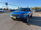 Used 2019 Jeep Cherokee Trailhawk image 4