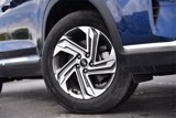 Used 2023 Hyundai Santa Fe SEL w/ Premium Package image 3