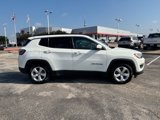 Used 2019 Jeep Compass Latitude w/ Cold Weather Group image 5