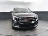 Used 2023 GMC Terrain SLT image 2