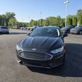 Used 2020 Ford Fusion SE image 2