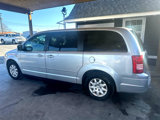 Used 2009 Chrysler Town & Country LX w/ PWR Convenience Group image 3