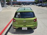 Used 2023 Hyundai Venue SE image 5