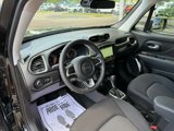 Used 2023 Jeep Renegade Latitude image 3