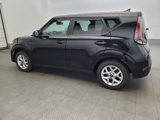 Used 2023 Kia Soul LX w/ LX Technology Package image 3