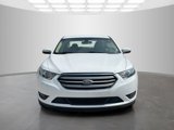 Used 2018 Ford Taurus SEL image 2