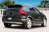 Used 2020 Volvo XC40 T5 Momentum image 4