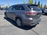 Used 2015 Toyota Highlander XLE image 3