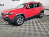 Used 2019 Jeep Cherokee Trailhawk image 3