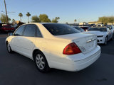 Used 2000 Toyota Avalon XL image 3