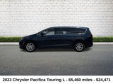 Used 2023 Chrysler Pacifica Touring-L image 6