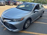 Used 2018 Toyota Camry LE image 4