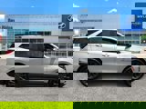 Used 2022 Chevrolet Equinox RS image 2