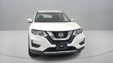 Used 2017 Nissan Rogue SV image 2
