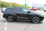Certified 2022 Toyota Highlander XSE image 6