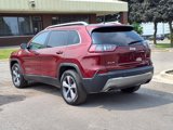 Used 2019 Jeep Cherokee Limited w/ Luxury Group image 3