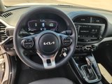 Used 2024 Kia Soul LX image 2