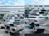Certified 2022 Jeep Grand Cherokee L Limited w/ Luxury Tech Group II image 5