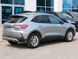 Used 2022 Ford Escape SE image 3