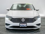 Used 2021 Volkswagen Jetta R-Line image 2