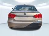 Used 2013 Volkswagen Passat 2.5 SE image 5
