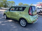 Used 2019 Kia Soul + image 2