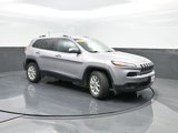 Used 2017 Jeep Cherokee Latitude w/ Cold Weather Group image 4