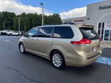 Used 2013 Toyota Sienna XLE image 2