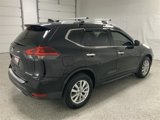 Used 2018 Nissan Rogue SV image 3