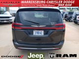 Used 2023 Chrysler Pacifica Touring-L image 5