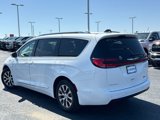 Certified 2024 Chrysler Pacifica Pinnacle image 5