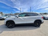 Certified 2022 Volkswagen Taos SE w/ Panoramic Sunroof Package image 5