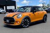 Used 2017 MINI Cooper 4-Door Hardtop image 2