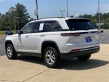 Used 2023 Jeep Grand Cherokee Limited w/ Trailer Tow Prep Group (B) image 4