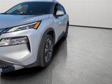 Used 2023 Nissan Rogue SV image 2