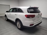 Used 2019 Kia Sorento LX image 5