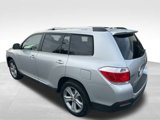 Used 2013 Toyota Highlander Limited image 3