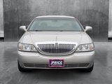 Used 2003 Lincoln Town Car Signature image 2