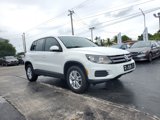 Used 2014 Volkswagen Tiguan S image 5