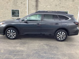 Used 2022 Subaru Outback Premium image 6