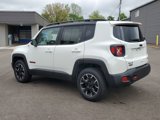 Used 2023 Jeep Renegade Trailhawk image 4
