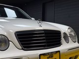 Used 2000 Mercedes-Benz E 320 Sedan image 4